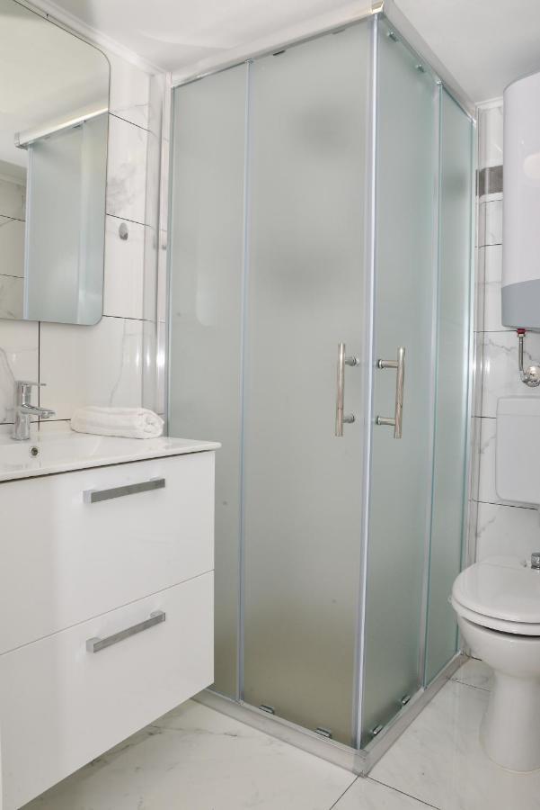 Apartman Olive 2 Zara Esterno foto