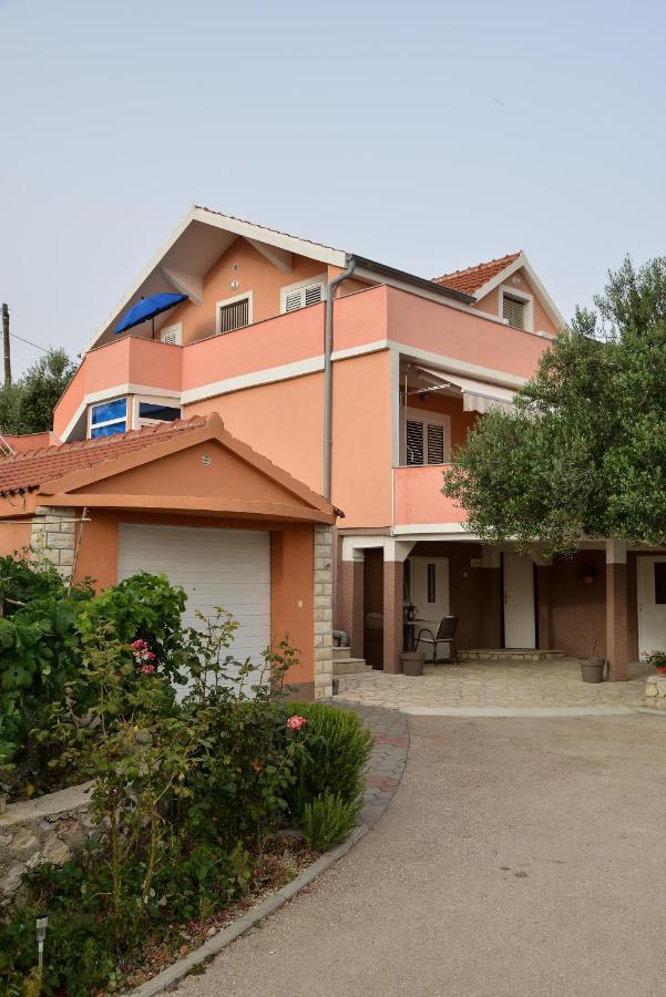 Apartman Olive 2 Zara Esterno foto