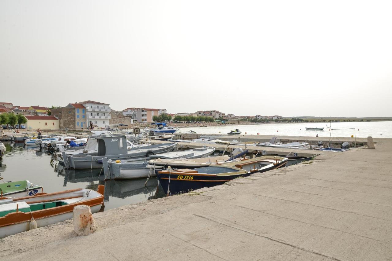 Apartman Olive 2 Zara Esterno foto