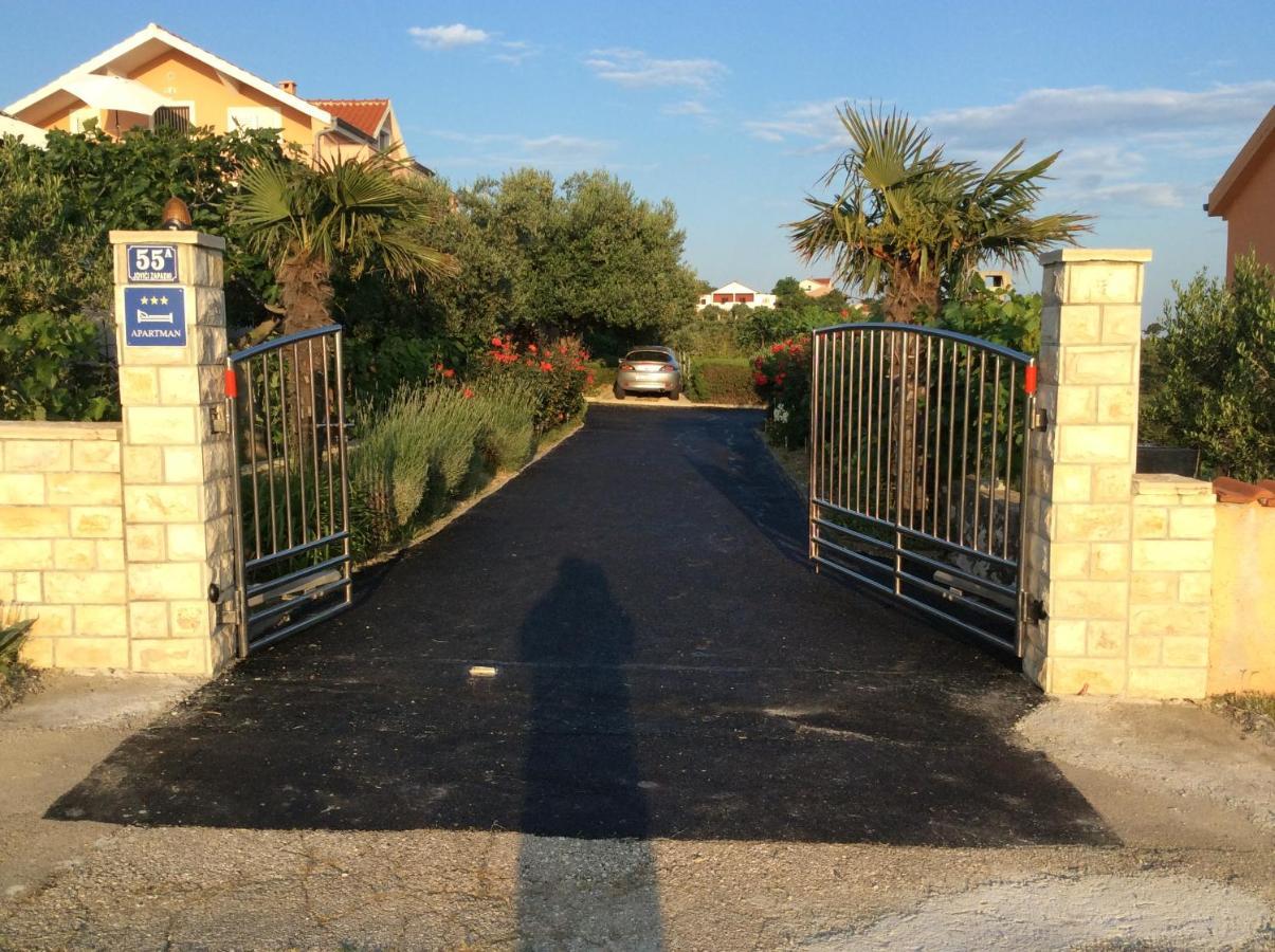 Apartman Olive 2 Zara Esterno foto